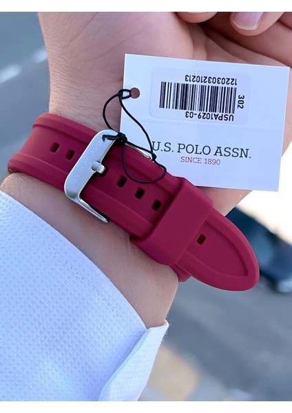 Silikon Kordon 5 Atm Suya Dayanıklı Spor Erkek Kol Saati 1029.B03 fırsatları