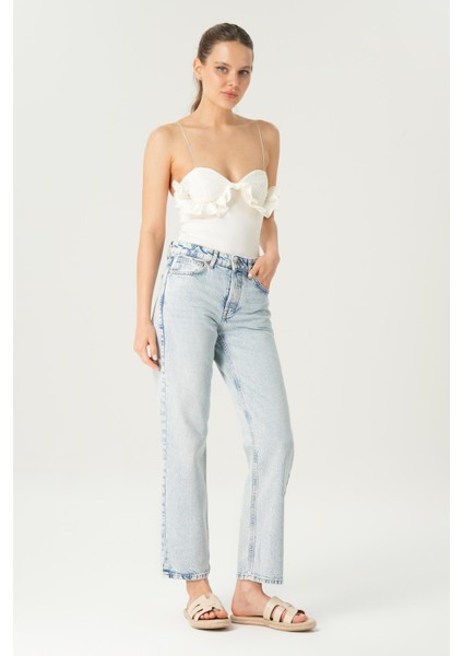 Eliza Açık Mavi Normal Bel Patı Düğmeli Cropped Straight Fit Jean Pantolon C 4518-115