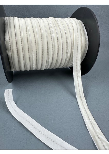 1.5 cm Puntalı Kadife-5 Metre (Ekru)