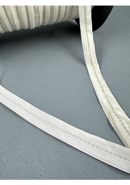 1.5 cm Puntalı Kadife-5 Metre (Ekru) fiyatları