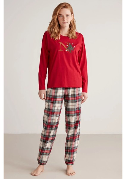 Yumuşak Dokulu Yılbaşı Temalı Ekoseli Uzun Kol Kadın Pijama Takım W606