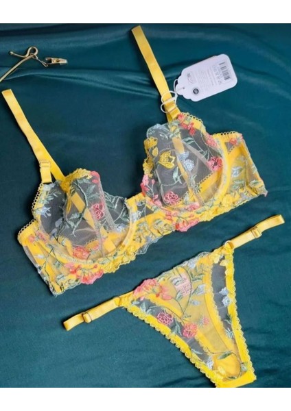 Sones Kozmetik Sones Kozmetik Aysemin Lingerie Sarı Çiçekli Balenli Bralet Takım modelleri