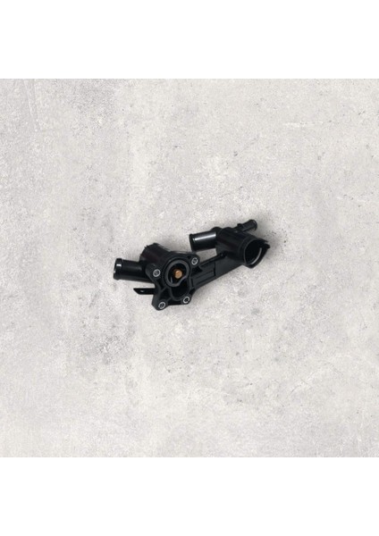 03F121111AA Termostat Yuvası Komple 87C-87C - Golf-Jetta-Passat-Polo-Fabıa-Rapıd-Yetı-Ibıza-Cordoba-A1-1.2 Lt.-Tsı-Cbza-Cbzb