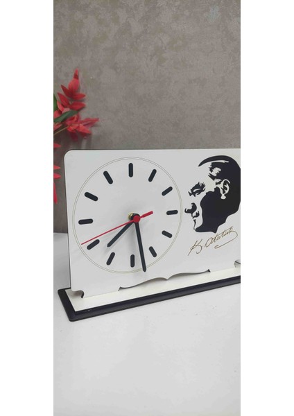 Masa Üstü Atatürk Portreli Saat fiyatları