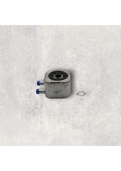 028117021E Yağ Soğutucu - Passat-A4-19-Tdı-Afn-Avg-Avf-Afb