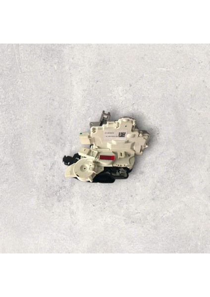 4G8839015 Kapı Kilit Mekanizması Arka SOL - AudiA6 20011-2018 - A6 Allroad 2013-2018 - A6 Quattro 2011-2018 - A7 2011-2018 - Rs6-Rs 2007-2013->
