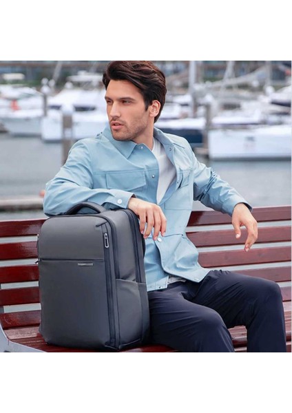 Geniş Hacimli Su Geçirmez ve USB Portlu Şehir ve İş Sırt Çantası (Yurt Dışından)