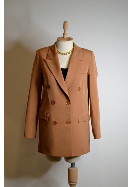 Kadın Dökümlü Oversize Kruvaze Blazer Ceket Kahverengi Düğmeli Uzun Camel fiyatları