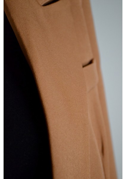 Kadın Dökümlü Oversize Kruvaze Blazer Ceket Kahverengi Düğmeli Uzun Camel fırsatları