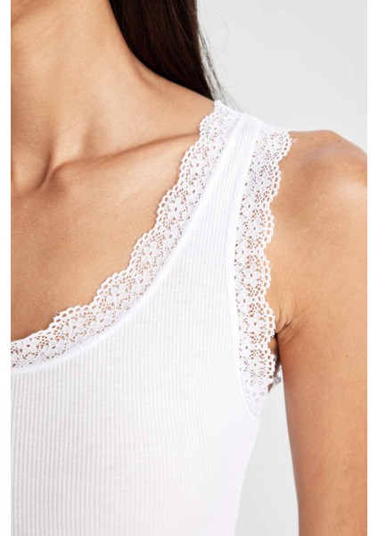 Fall in Love Yuvarlak Yaka Dantel Detaylı Ribana Atlet A9755AX24AU indirimleri