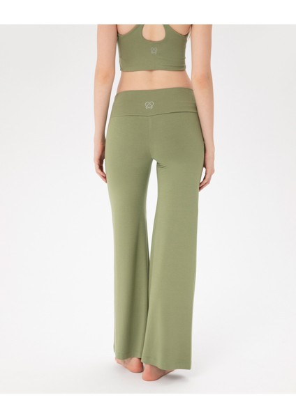 Yeşil Şortlu Yoga Pantolon Ince Dökümlü Yoga Pantolon