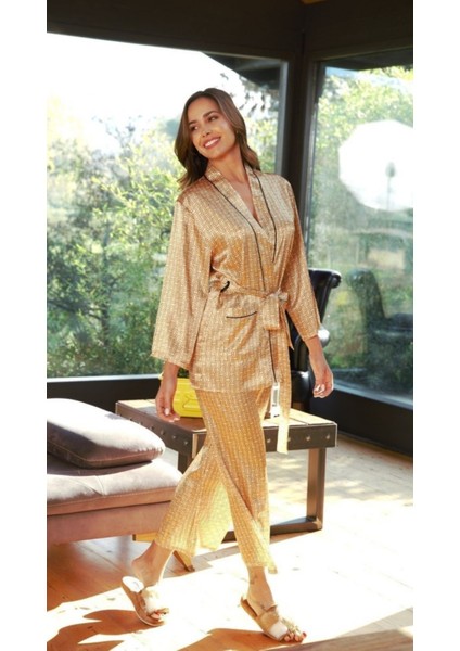 Yaldız Gold Renk Bel Kemerli Saten Işlemeli Alt Üst Kadın Şık Pijama Takımı