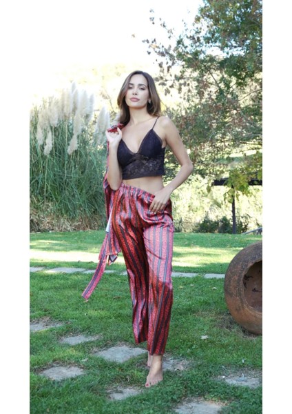 3 Parça Saten Dantel Büstiyerli Çizgili Gömlekli Kadın Saten Pijama Takım indirimleri