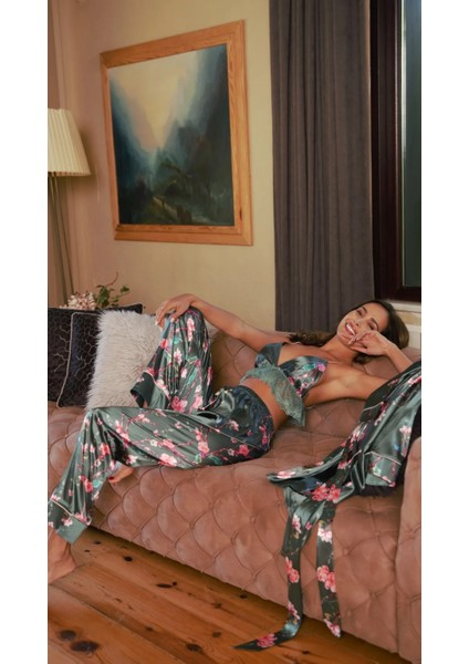 3 Parça Saten Büstiyerli Ip Askılı Kadın Alt Üst Pijama Takımı