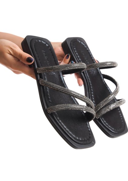 MİA026-1602 Günlük Kadın Taşlı Siyah Tatil Terliği