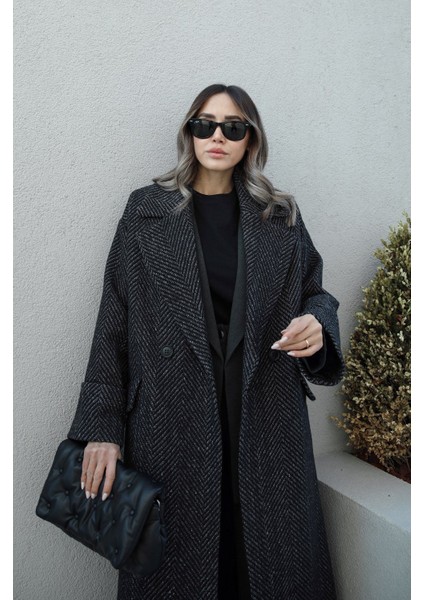 Siyah Balıksırtı Desenli Kaban indirimleri