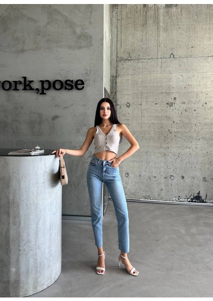 Kadın Kesik Paça Açık Renk Yüksek Bel Jean Kot Pantolon fiyatları