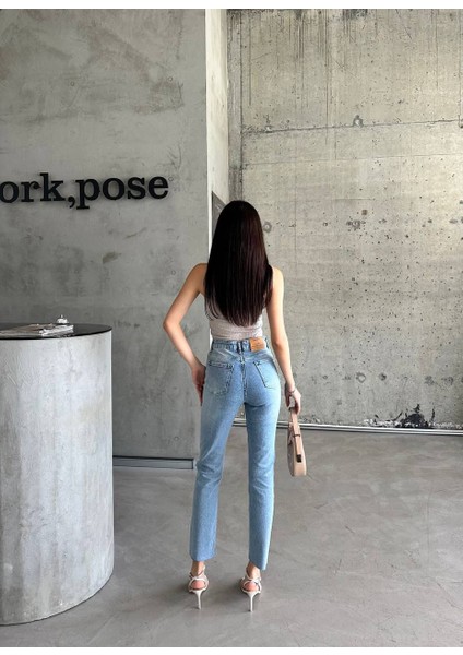 Kadın Kesik Paça Açık Renk Yüksek Bel Jean Kot Pantolon modelleri