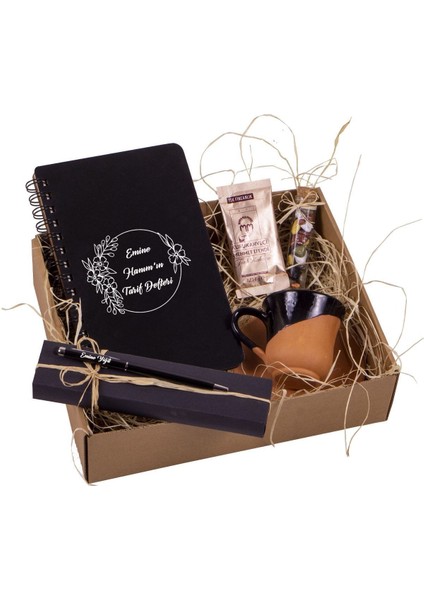 Anneler Gününe Özel Tarif Defteri Hediye Kutusu - Isme Özel Anneler Günü Hediye Seti