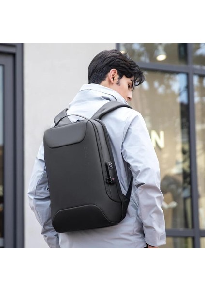 Compilo Laptop Sırt Çantası Kilitli USB Şarj Kitli Çantası MR9000_00 fiyatları
