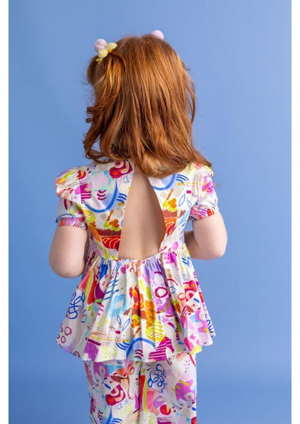 Desenli Arkası Üçgen Kız Çocuk Alt-Üst Takım indirimleri