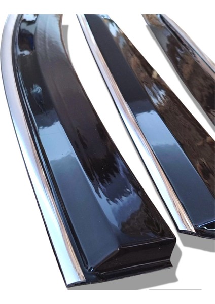 Ford C-Max Düz Kromlu Cam Rüzgarlığı 2005-2010 Arası modelleri