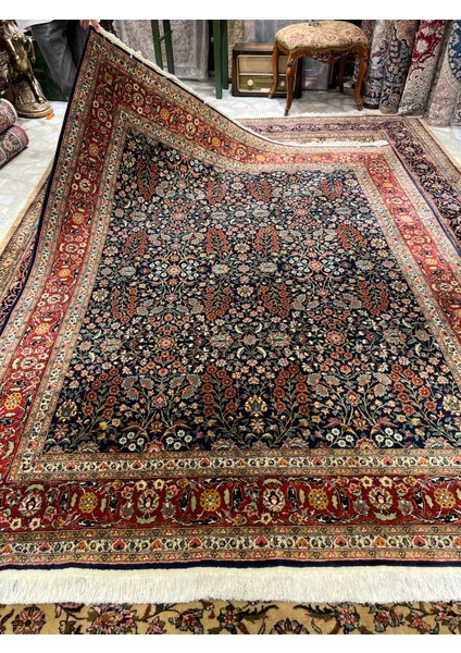 El Dokuma Hereke Halısı Yedi Dağın Çiçeği 250X200