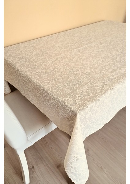 Dantel Motifli Muşamba Masa Örtüsü 140 x 180 cm - Krem Renk-Çiçek