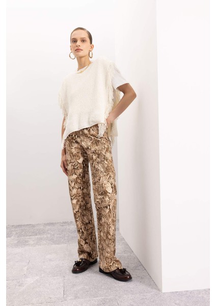 Relax Fit Bisiklet Yaka Basic Düz Selanik Kumaş Püsküllü Triko Süveter D5312AX24AU fiyatları