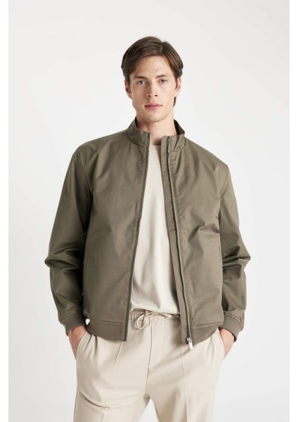 Su İtici Slim Fit Mont Ceket Dar Kesim Dik Yaka Fermuarlı Cepli Astarlı Mevsimlik Hafif İnce D1238AX24WN fırsatları