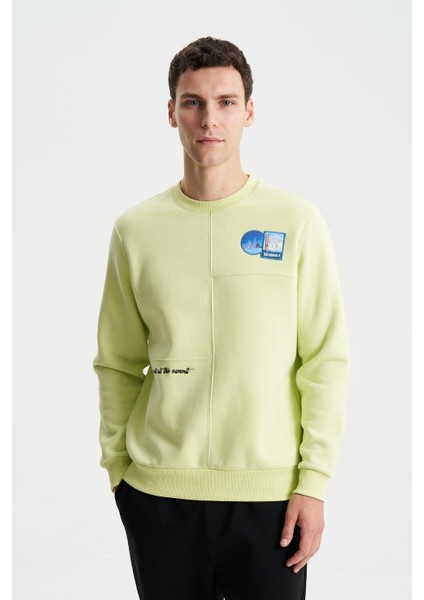 Şık Erkek Regular Fit 3 İplik Şardonlu Bisiklet Yaka Sweatshirt K28124602001 modelleri