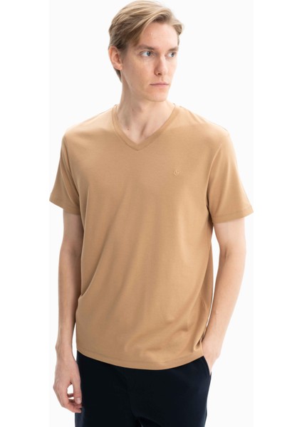 Erkek Örme Regular Fit Süprem Penye V Yaka Tişört Y27344471001