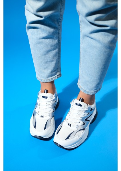 Buren Beyaz-Gri Kadın Kalın Taban Spor Sneakers