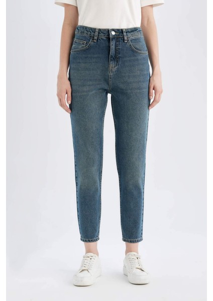 Lina Mom Fit Yüksek Bel Rahat Kalıp Hafif Dar Paça Bilek Boy Jean Yıkamalı Pantolon D4321AX24AU
