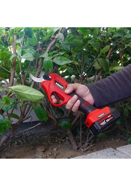 RPX2630 Kömürsüz Akülü Budama Makası