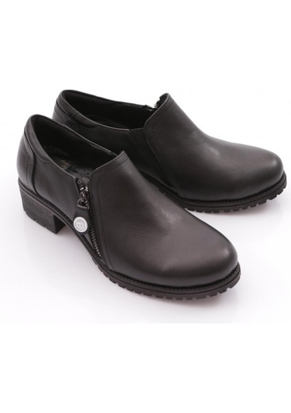 D24KA-480 Kadın Deri Günlük Ayakkabı fiyatları