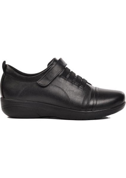 ROAD240 Siyah Deri Kadın Günlük Ayakkabı fiyatları