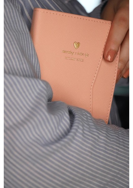 Geçmeli ve Cepli Defter A5 Ivory 80 Gr. 256 Sayfa