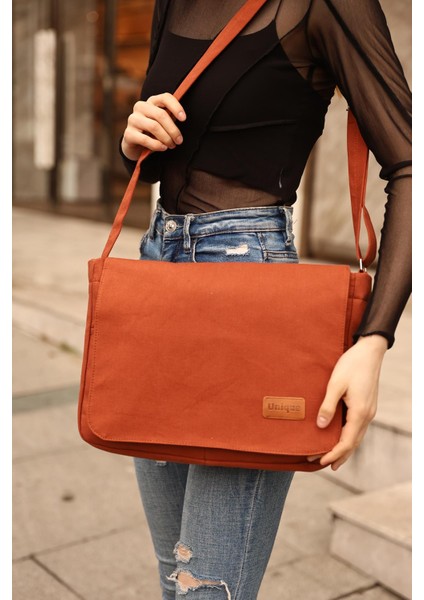 Kiremit K8 Düz Postacı Model 3 Bölmeli Askılı Günlük Unisex Kol ve Omuz Çantası U:28 E:35 G:7