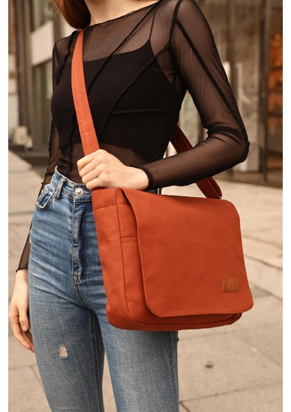 Kiremit K8 Düz Postacı Model 3 Bölmeli Askılı Günlük Unisex Kol ve Omuz Çantası U:28 E:35 G:7