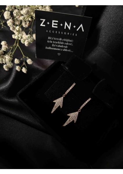 by zena aksesuar Zena Accessories Zirkon Taşlı Ok Küpe