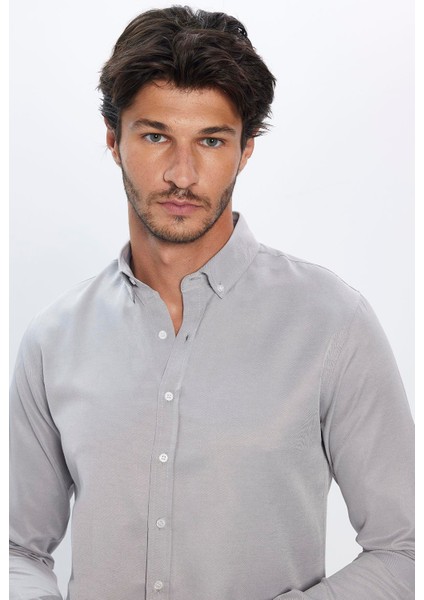 Erkek Slim Fit Dar Kesim Pamuklu Kolay Ütü Gri Düğmeli Yaka Gömlek
