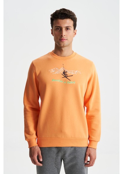 Erkek Regular Fit 3 İplik Şardonlu Pamuklu Bisiklet Yaka Sweatshirt K28124602501