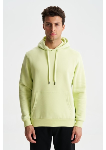 Şık Erkek Regular Fit Basic 3 İplik Şardonlu Kanguru Cepli Kapüşonlu Sweatshirt K28254627501