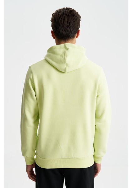 Şık Erkek Regular Fit Basic 3 İplik Şardonlu Kanguru Cepli Kapüşonlu Sweatshirt K28254627501 indirimleri