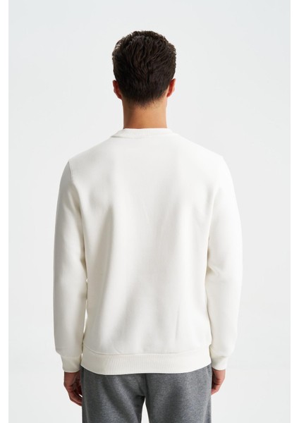 Erkek Regular Fit 3 İplik Şardonlu Pamuklu Bisiklet Yaka Sweatshirt K28124602501 indirimleri