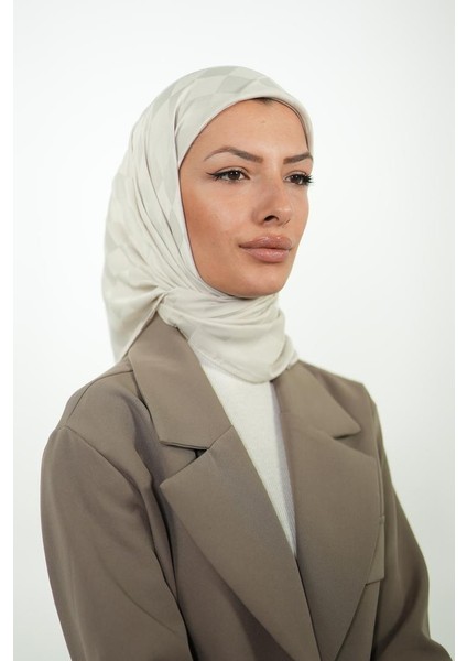 Dama Desen Ipeksi Jakar Eşarp