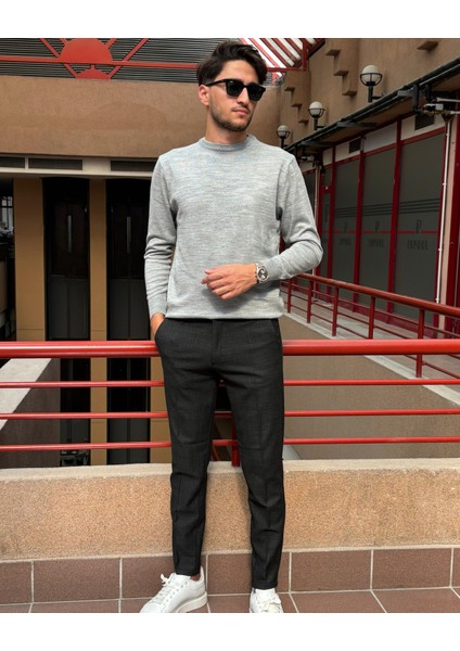 Erkek, Bisiklet Yaka, Slim Fit, Old Money, Yün-Akrilik Elyaf, Triko Kazak PLTK03