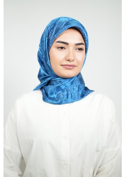 Desen Parlak Jakar Eşarp