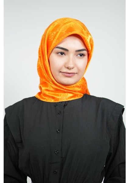 Desen Parlak Jakar Eşarp